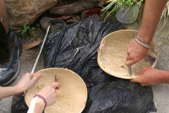 DIY Craft Your Own wooden Bowl : from a calabash fruit! - Cutting and hollowing the calabash