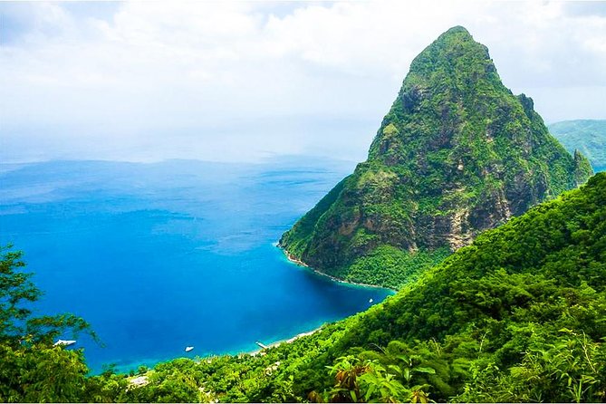 Gros Piton Hiking Adventure - The 7:00 am pickup from North Island hotels