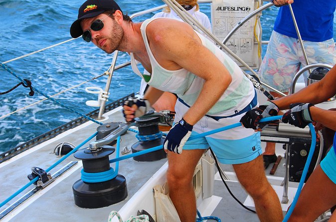Hands on Sailing Tour in Rodney Bay St Lucia - Hoisting the main sail and working the lines