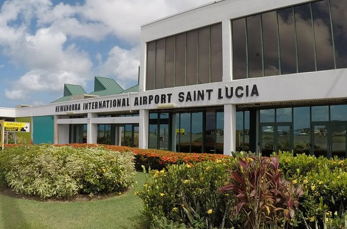 International Airport VIP Service(Expedited Arrival)& Free Transfer - No waiting - Alcoholic Drink and Small Comforts After a Flight