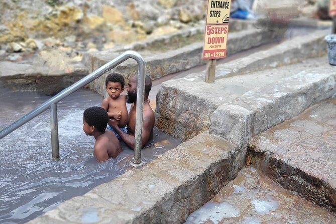 Private Tour of Sulphur Spring and Toraile Waterfall in Soufriere - Sulphur Springs and the drive-in volcano