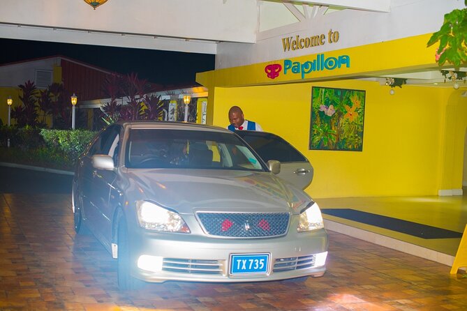 Return Transfer from Hotel to Hewanorra Airport (UVF) - One Way - Comfort on a Ride of Up to 90 Minutes