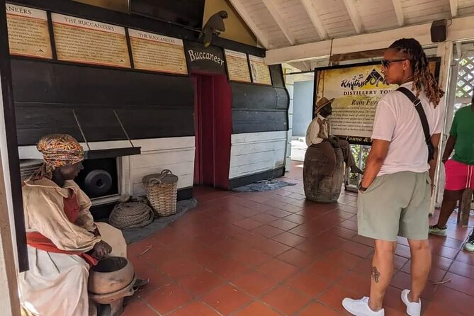 Rhythm Of Rum Tour & Rum Tasting Saint Lucia - The guides shape the day