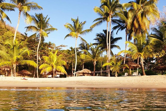 Saint Lucia Private North tour - Naked Fisherman Beach and the value of a quiet pause