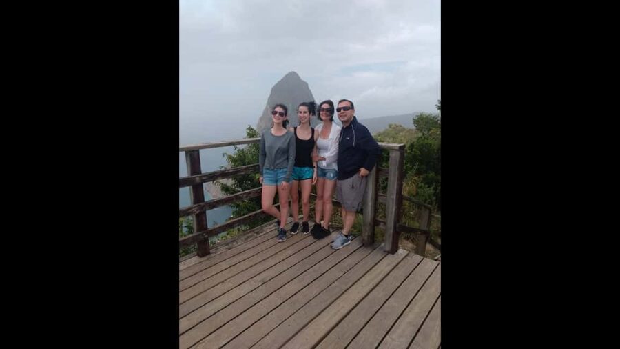 Saint Lucia: Tet Paul Nature Trail Hiking Tour & Beach - Guides can make or break the experience