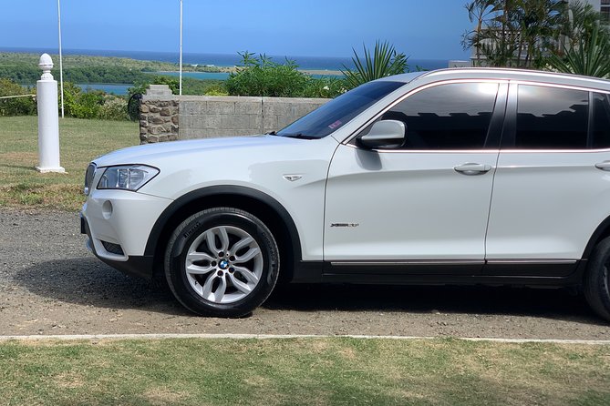 Sandals Hotels Luxury Transfers with Fast Track VIP Service (Roundtrip) - The return transfer is useful, but less glamorous