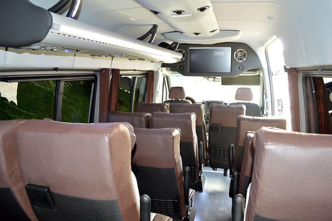 Shared Departure Transfer: Hotel to Saint Lucia International Airport - Why the driver can make or break the ride