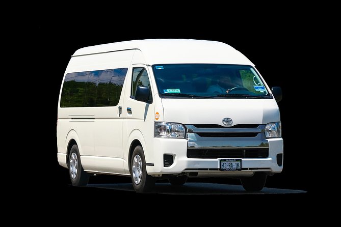 Shared Departure Transfer: Hotel to Saint Lucia International Airport - Booking details that deserve attention