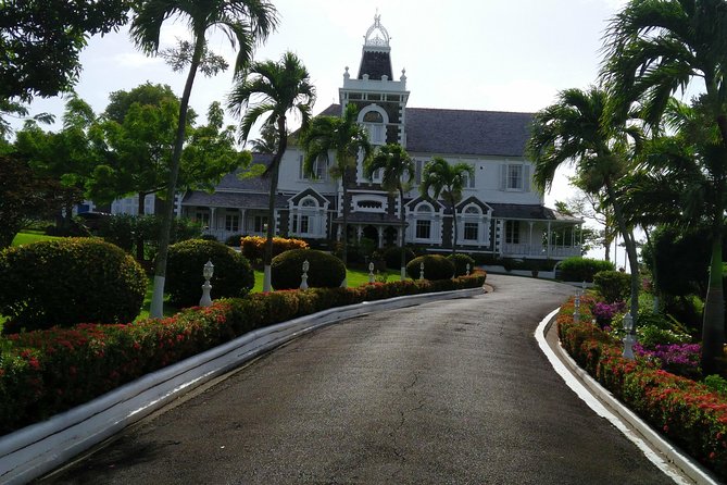 Soufriere Special Day Tour - The road south from Rodney Bay