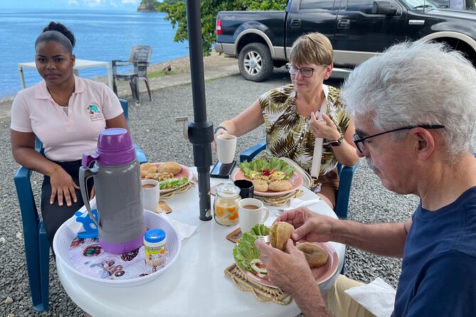 Soufriere vibes Tour ( pick up Rodney bay,St.Lucia) - Taking the Piton view at Tet Paul Nature Trail