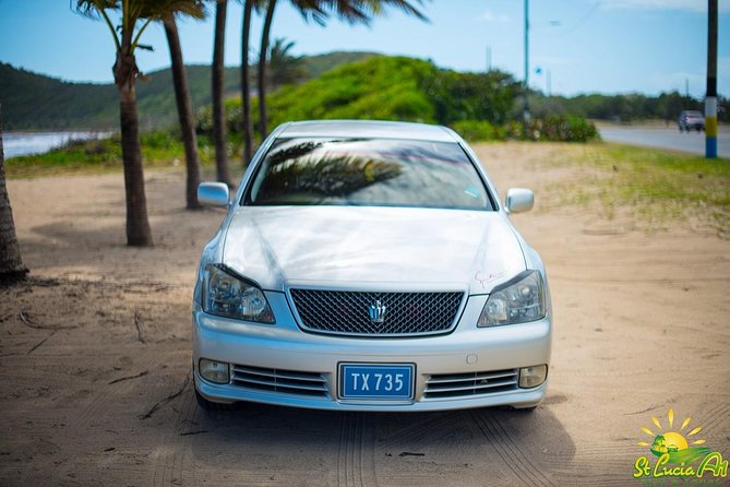 St Lucia Airport Shuttle from Hewanorra Airport (UVF) - Round Trip - Your first St Lucia views begin at Hewanorra Airport