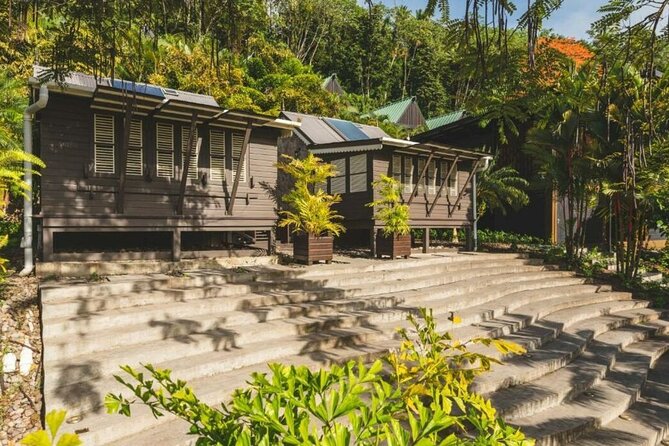 St Lucia Airport Transfer to Hotel Chocolat - Who gets the most value from this transfer