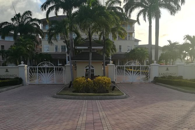 St Lucia Airport Transfer to The Landings - Hewanorra (UVF) & GFL Airport (SLU) - Is $47.60 per person a fair price?