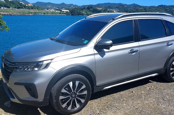 St. Lucia Fast Track UVF and Private Airport Transfer - What the arrival fast track service actually adds