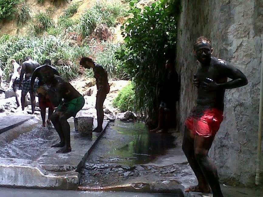 St Lucia Full-Day Dream Tour - From Castries streets to the road south