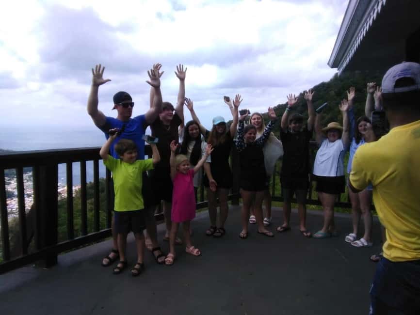 St. Lucia: Highlights Tour with mud baths and waterfalls - Anse La Raye and Canaries show everyday coastal St. Lucia