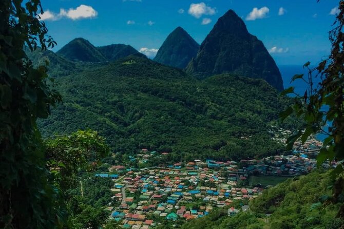 St Lucia Pitons Waterfalls and Mud Bath Experience. - The road from Castries to the Pitons