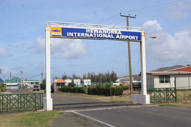 St. Lucia Private Airport Transfers from UVF (GROUPS of 4) - The $120 group price and who gets good value