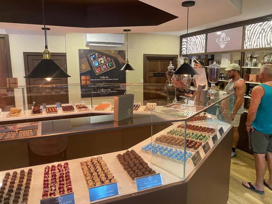 St. Lucia: Rum Distillery and Chocolate Making Experience - Marigot Bay: a scenic opening stop