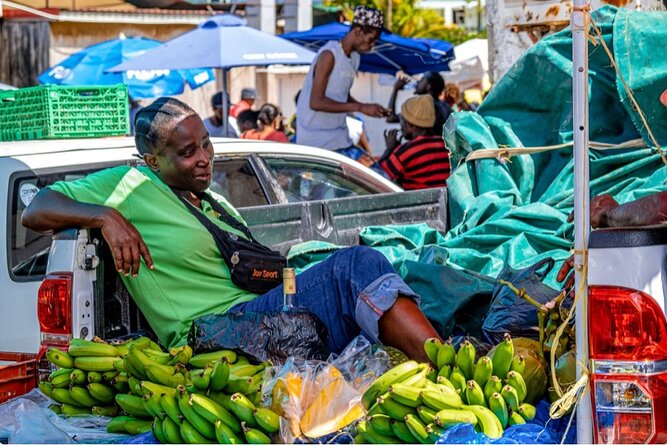 St Lucia Shopping Therapy Experience - What the guide adds to the experience