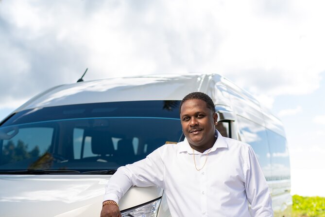 UVF Private Luxury Transport Service in St Lucia (Round Trip) - What happens from pickup to drop-off